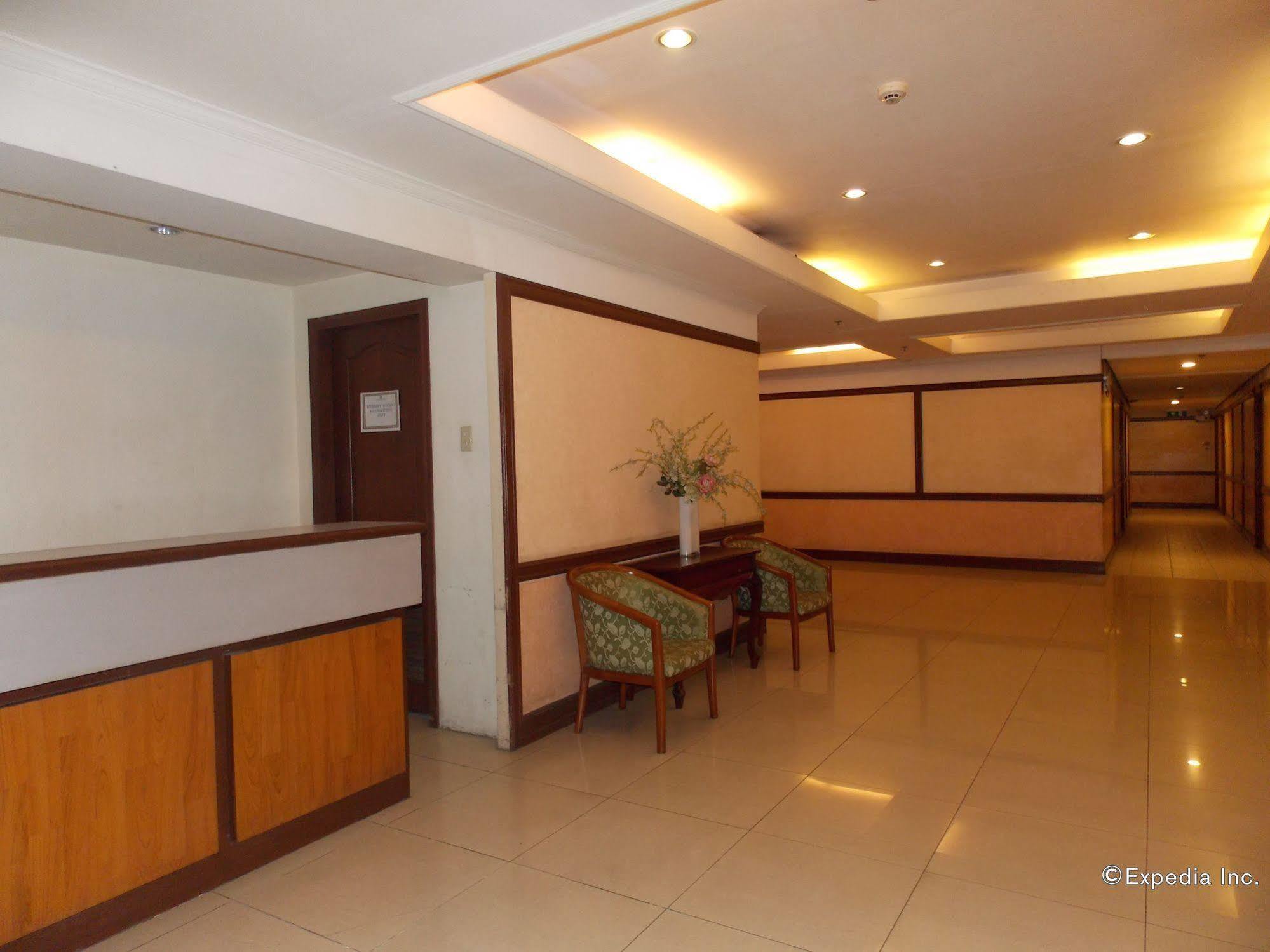 Grand Regal Hotel Bacolod Exterior foto